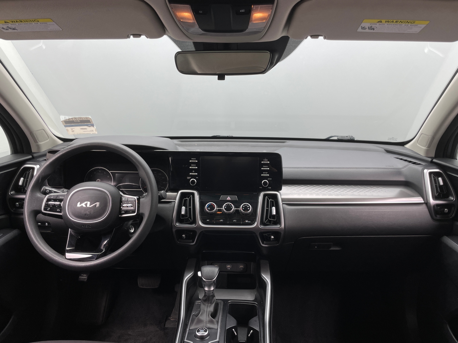 Thumbnail: 2023 Kia Sorento - 3