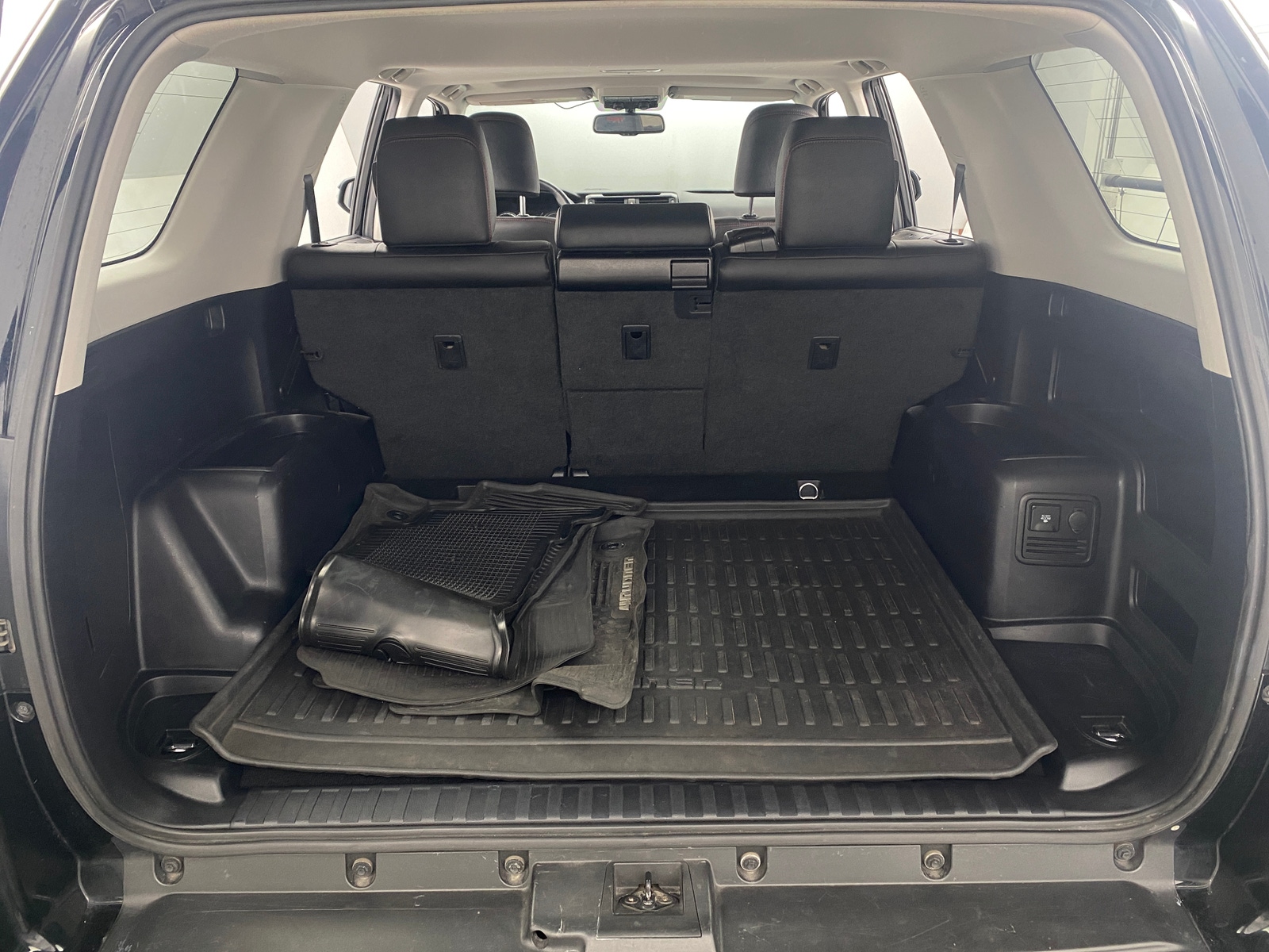 Thumbnail: 2019 Toyota 4Runner - 6