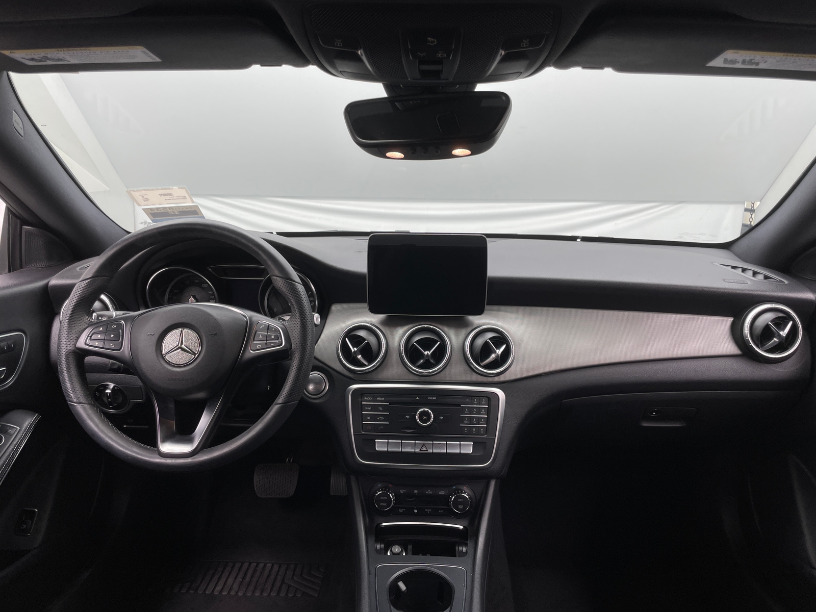 Thumbnail: 2019 Mercedes-Benz CLA - 2