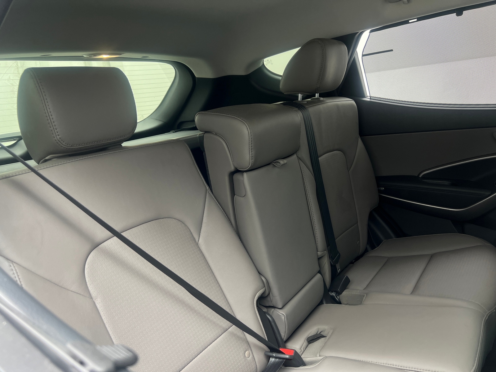 Thumbnail: 2016 Hyundai Santa Fe - 6