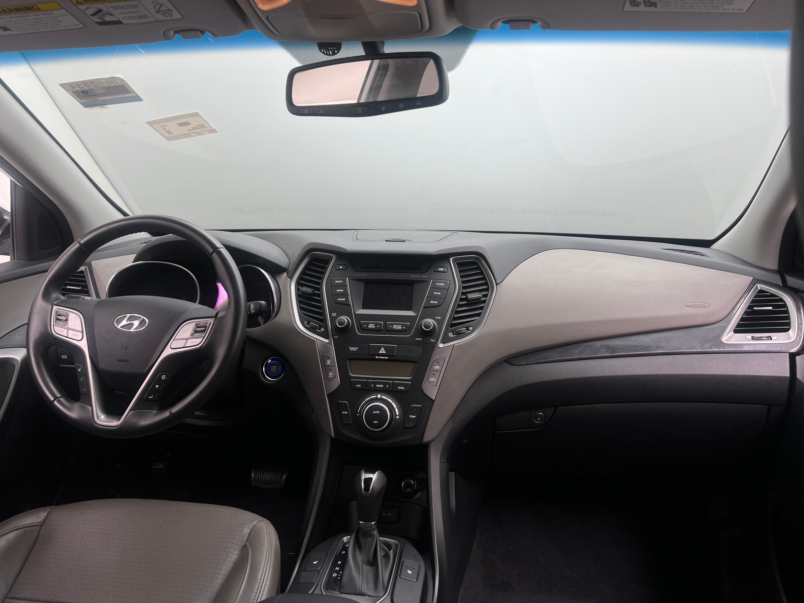 Thumbnail: 2016 Hyundai Santa Fe - 3