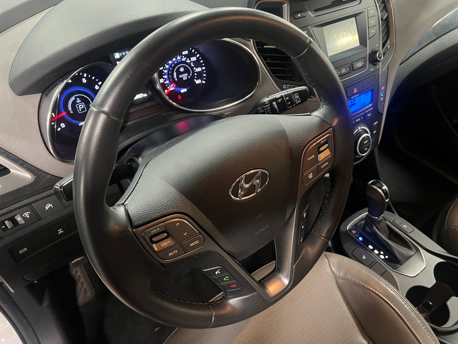 Thumbnail: 2016 Hyundai Santa Fe - 5