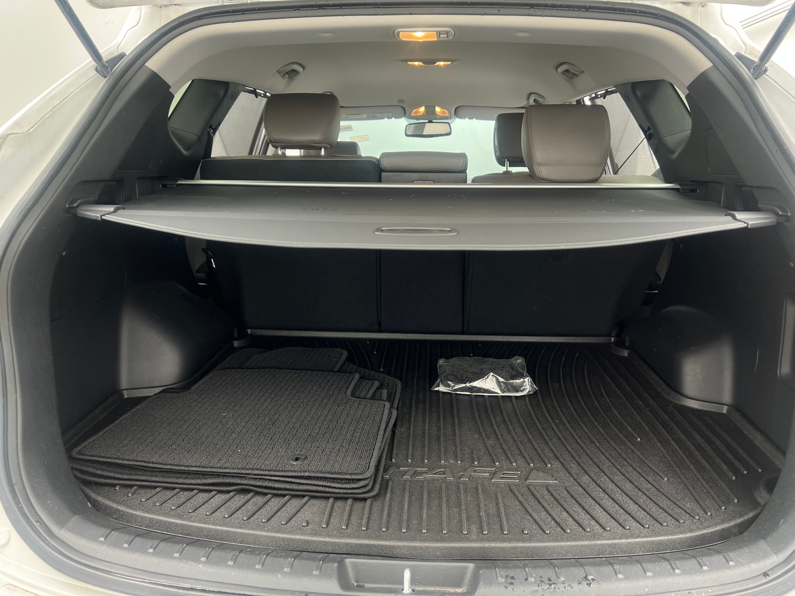 Thumbnail: 2016 Hyundai Santa Fe - 7