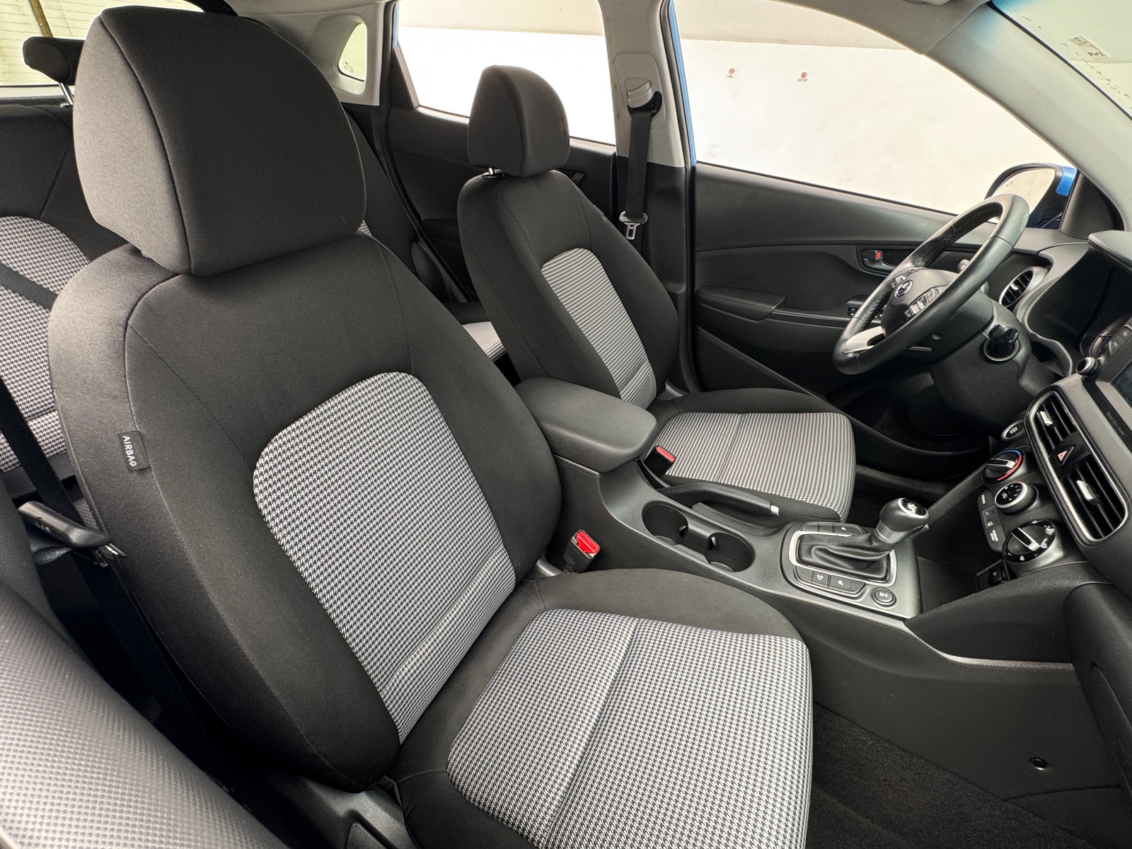 Thumbnail: 2020 Hyundai Kona - 2