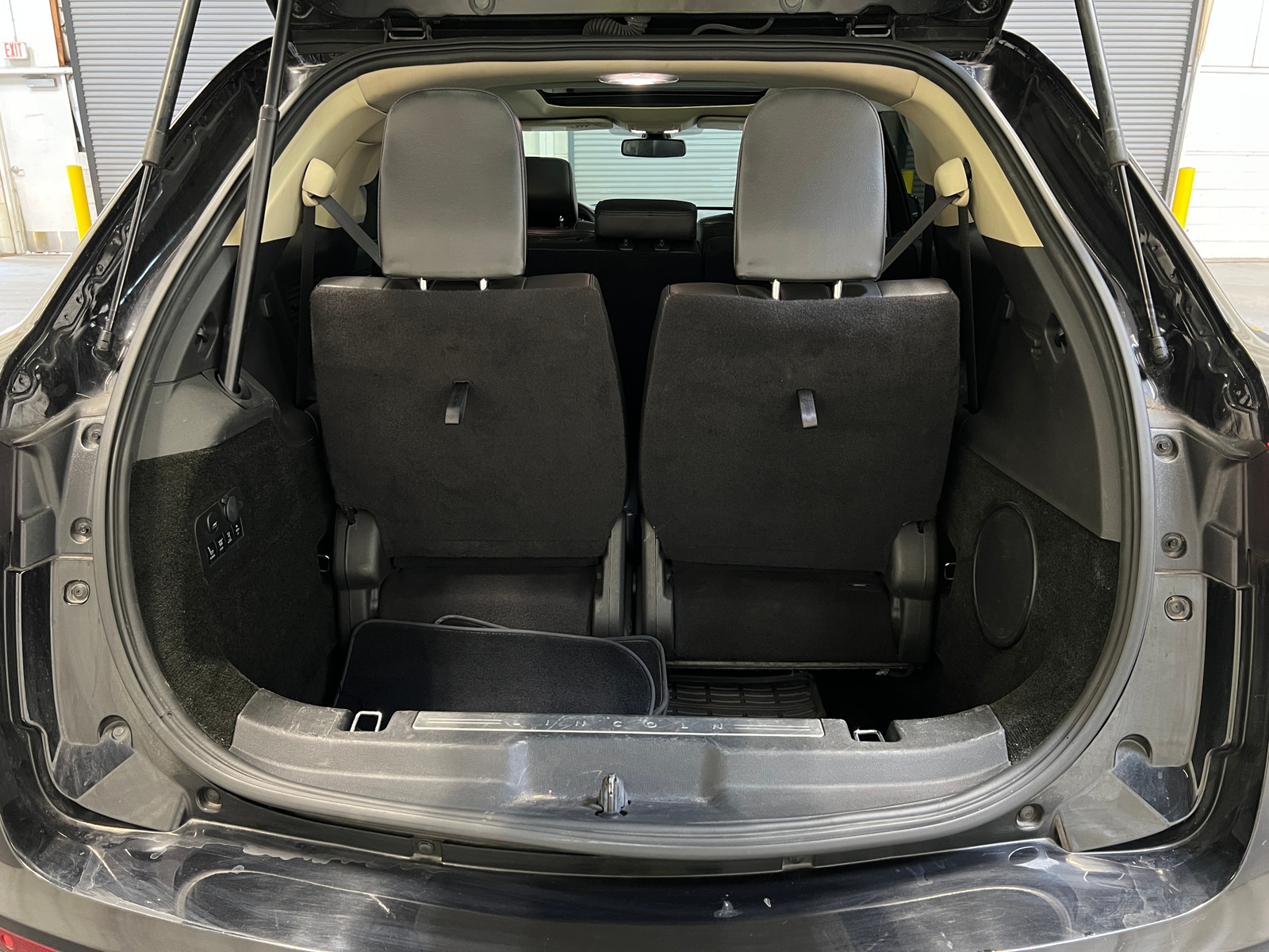 Thumbnail: 2019 Lincoln MKT - 6