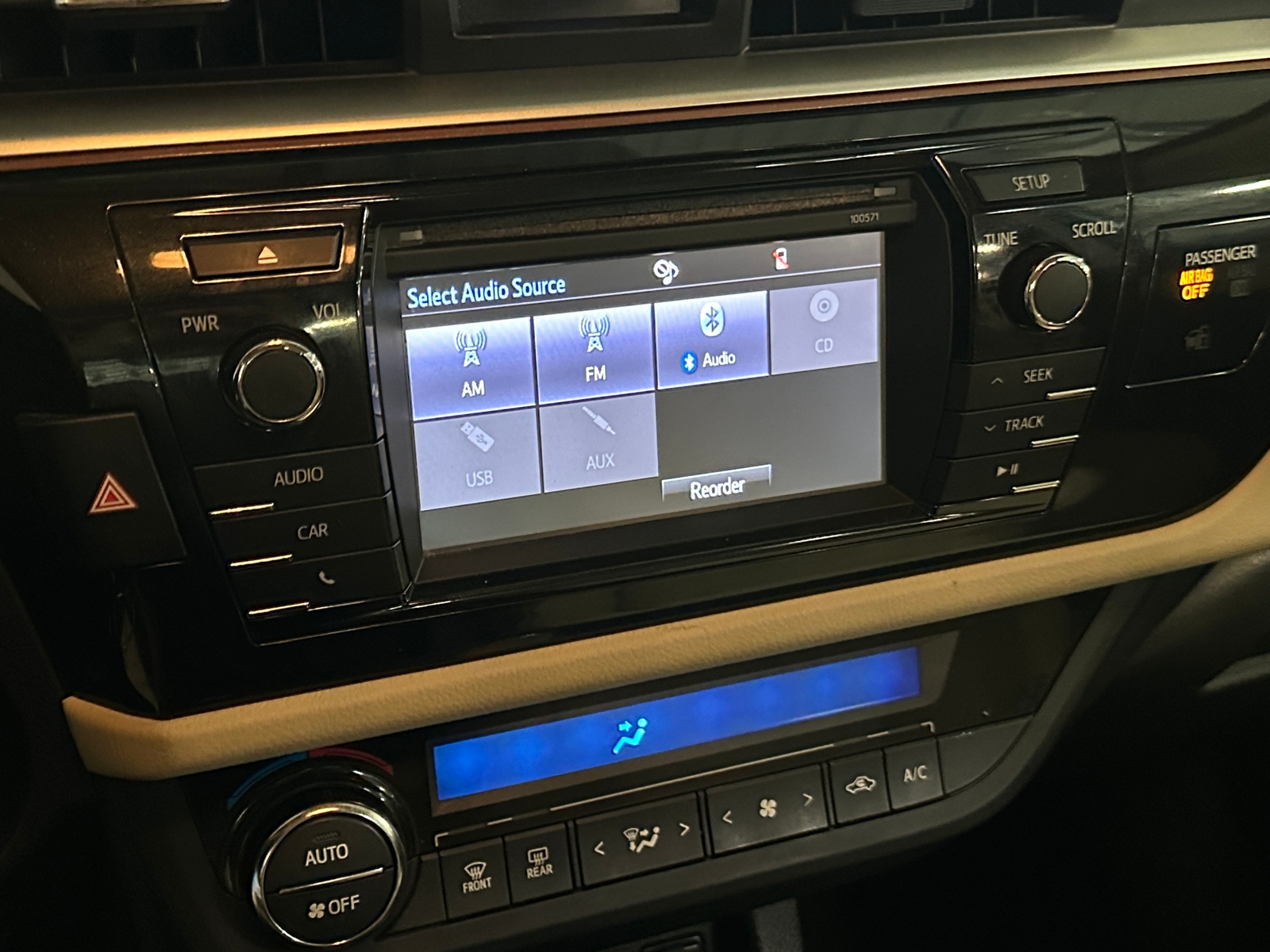 Thumbnail: 2016 Toyota Corolla - 4