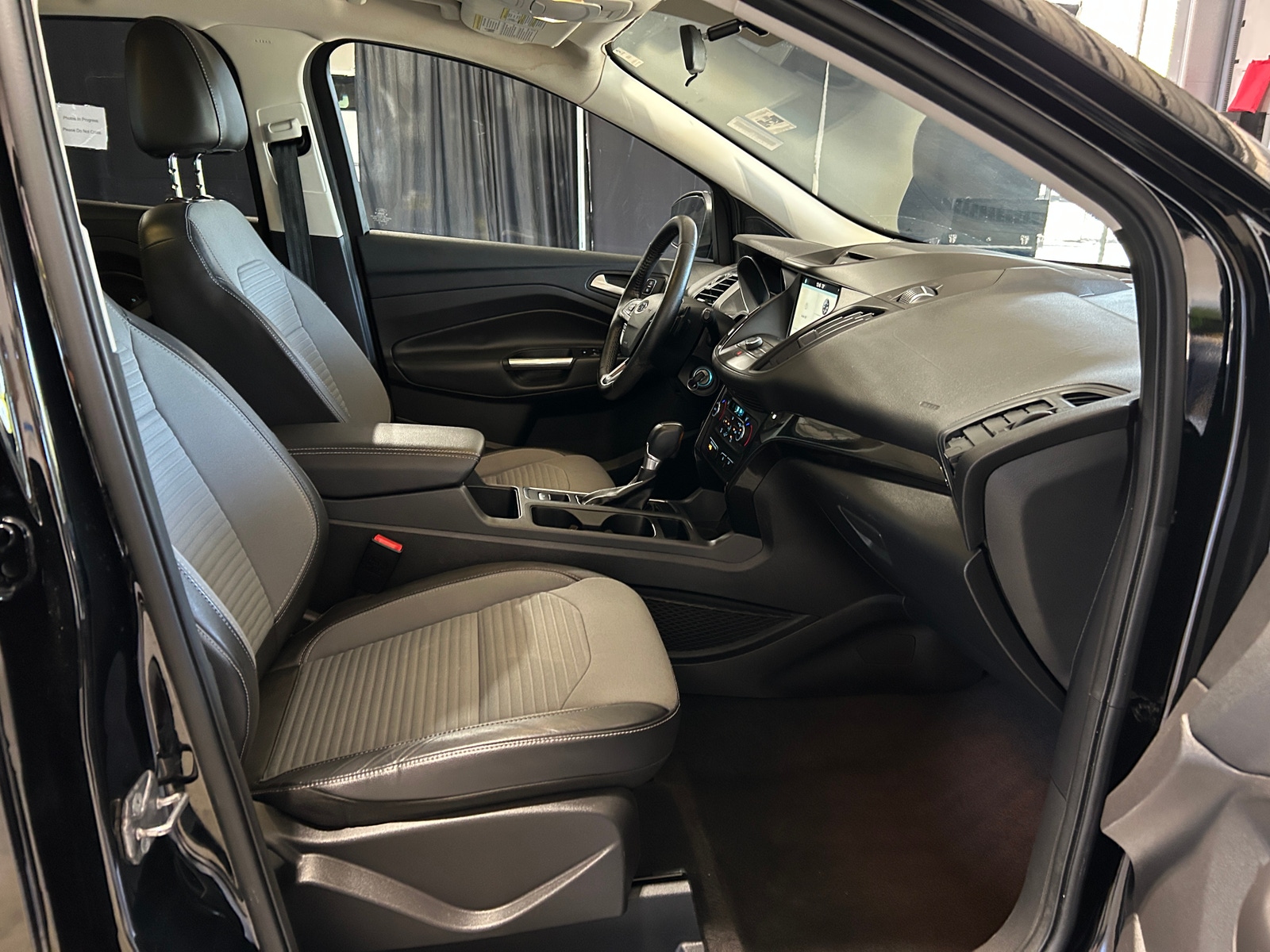 Thumbnail: 2017 Ford Escape - 2