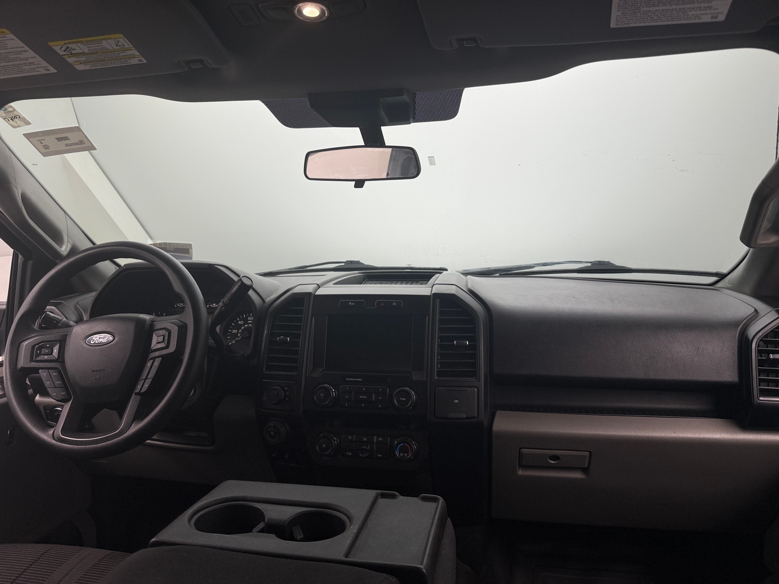 Thumbnail: 2019 Ford Econoline - 3