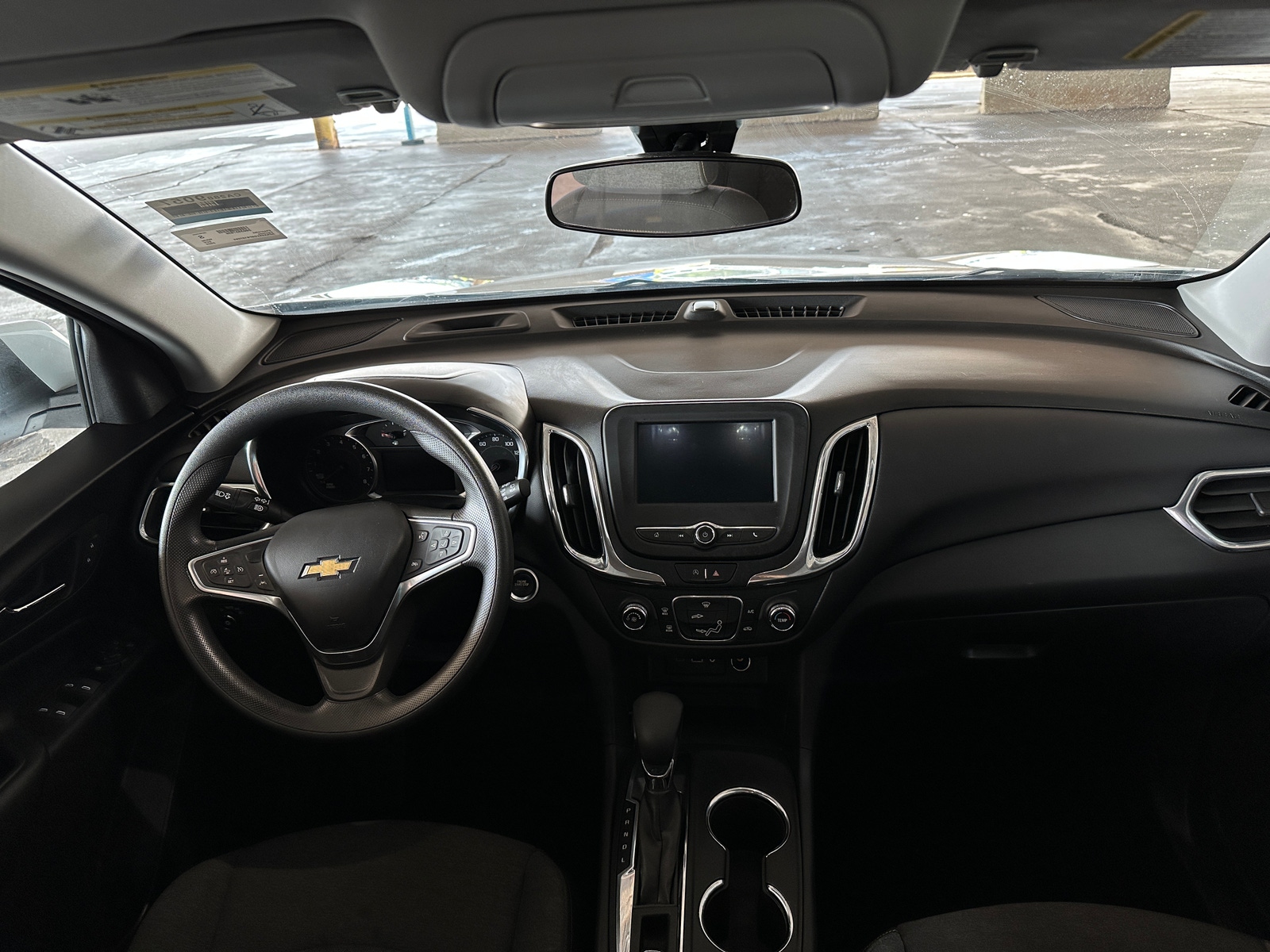 Thumbnail: 2023 Chevrolet Equinox - 3