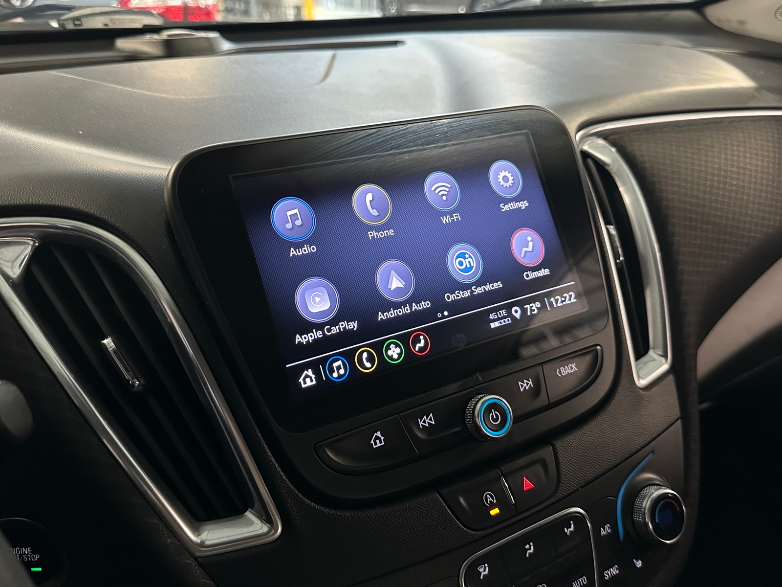 Thumbnail: 2021 Chevrolet Malibu - 4