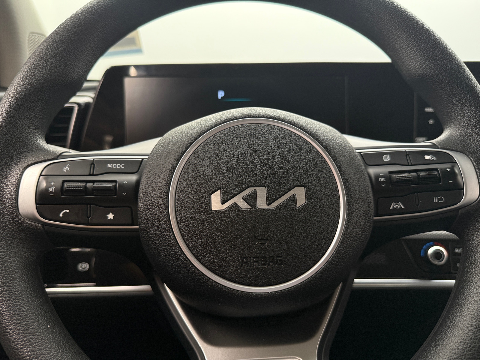 Thumbnail: 2023 Kia Sportage - 5