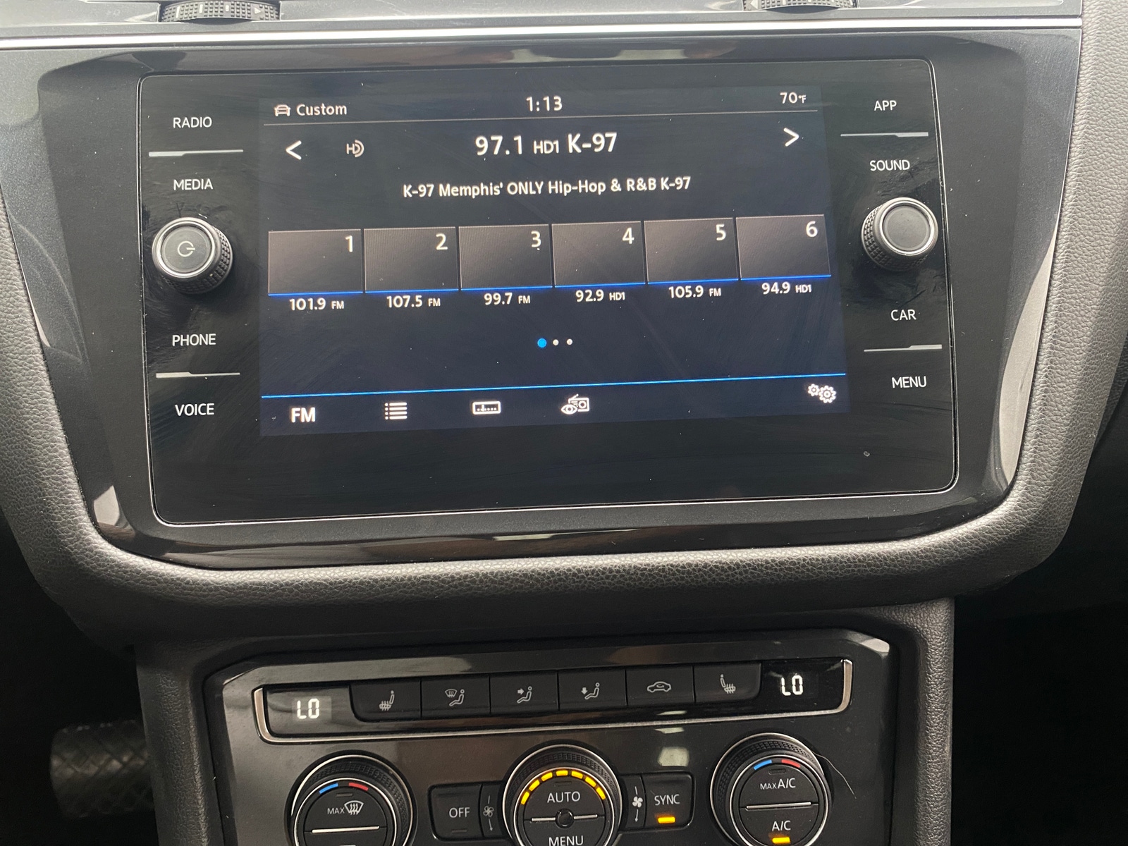 Thumbnail: 2019 Volkswagen Tiguan - 3