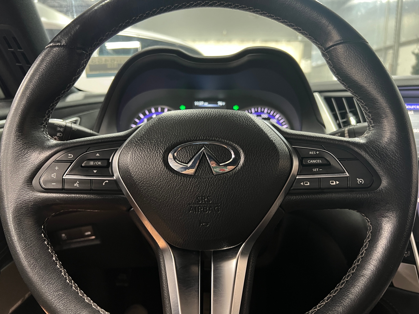 Thumbnail: 2017 INFINITI Q60 - 4