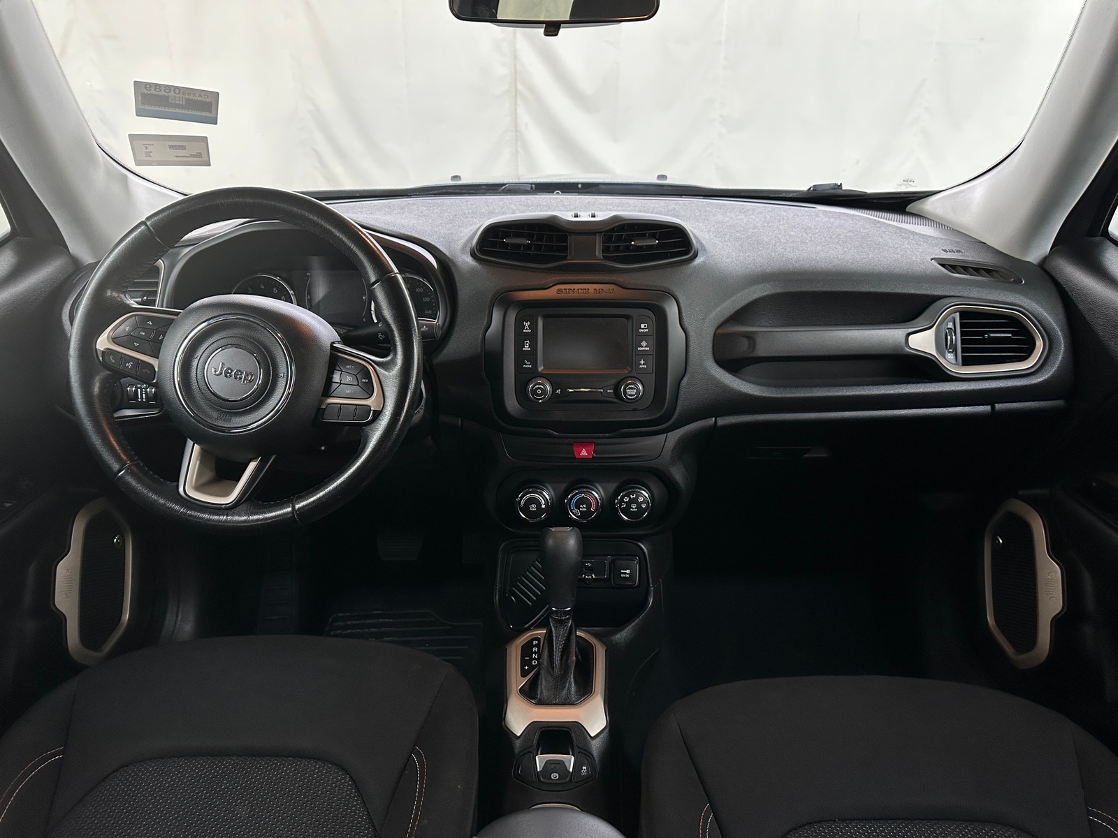 Thumbnail: 2016 Jeep Renegade - 3
