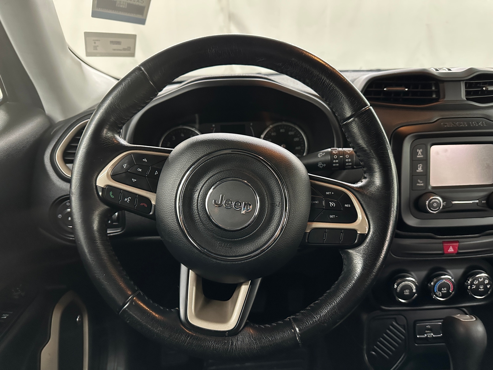 Thumbnail: 2016 Jeep Renegade - 5