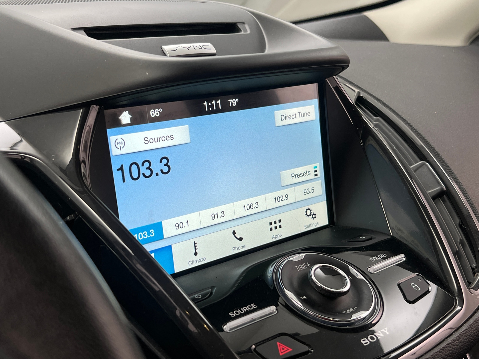 Thumbnail: 2016 Ford Escape - 3