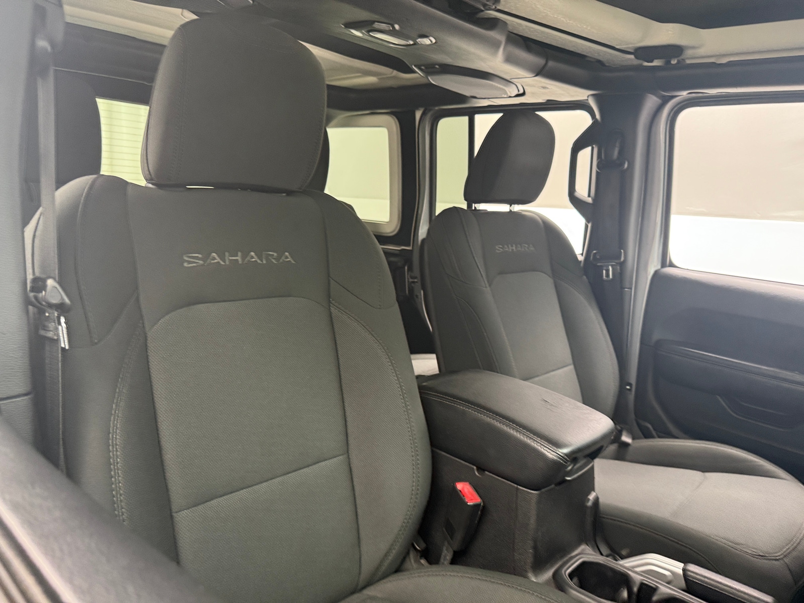 Thumbnail: 2018 Jeep Wrangler - 2