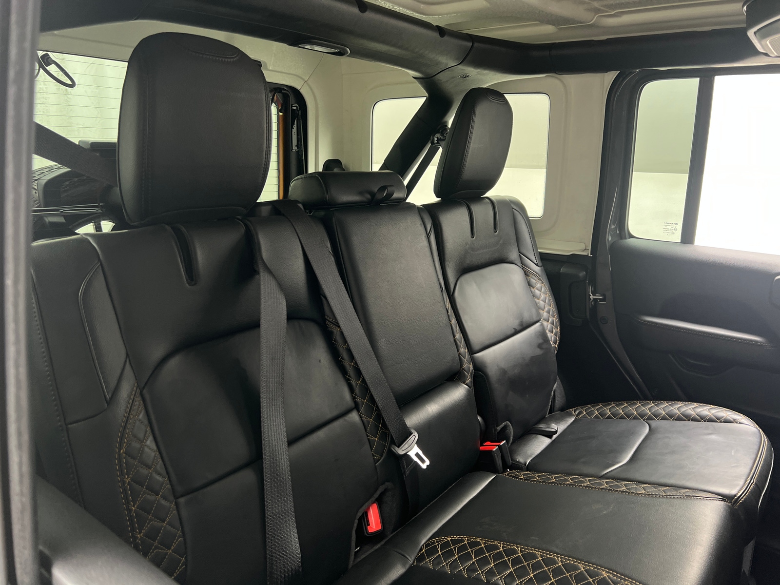 Thumbnail: 2022 Jeep Wrangler - 5