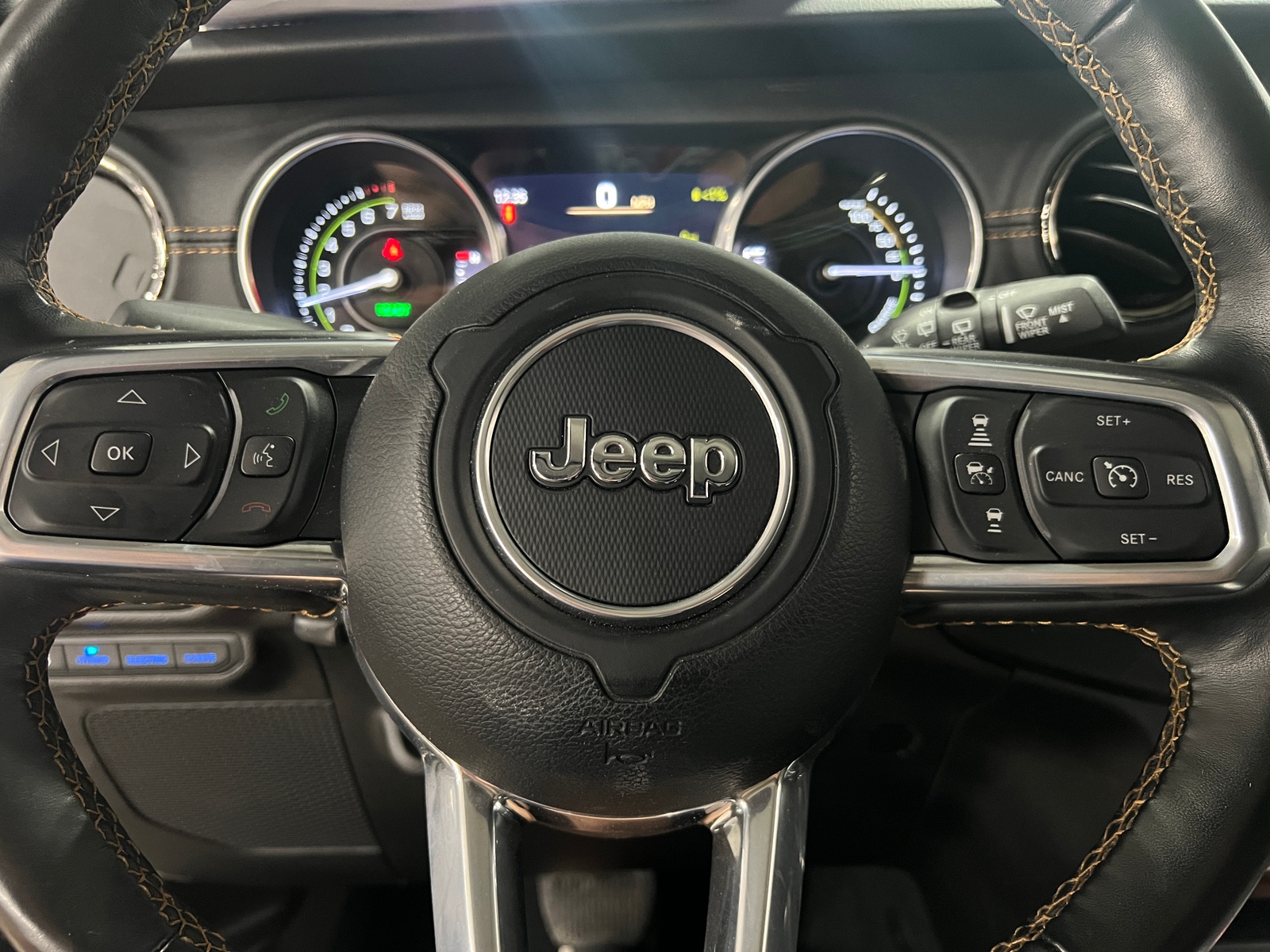 Thumbnail: 2022 Jeep Wrangler - 4