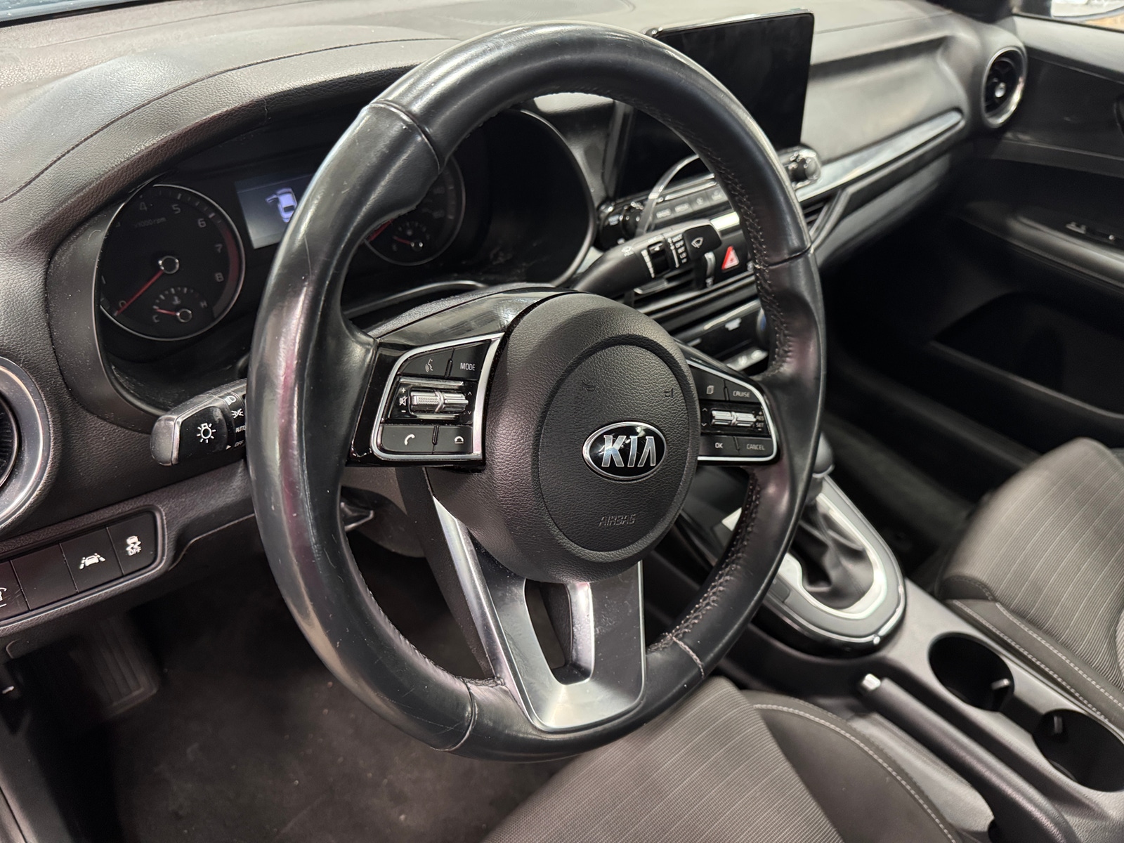 Thumbnail: 2019 Kia Forte - 3