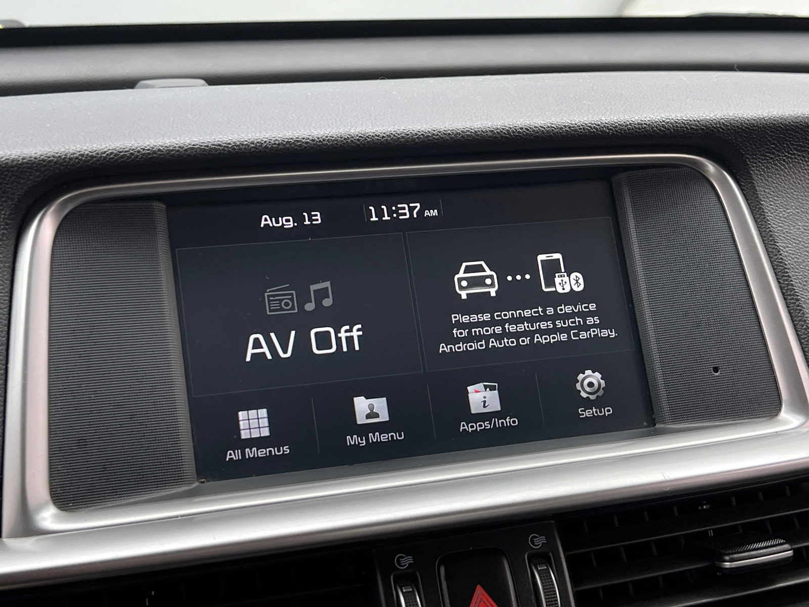 Thumbnail: 2020 Kia Optima - 3