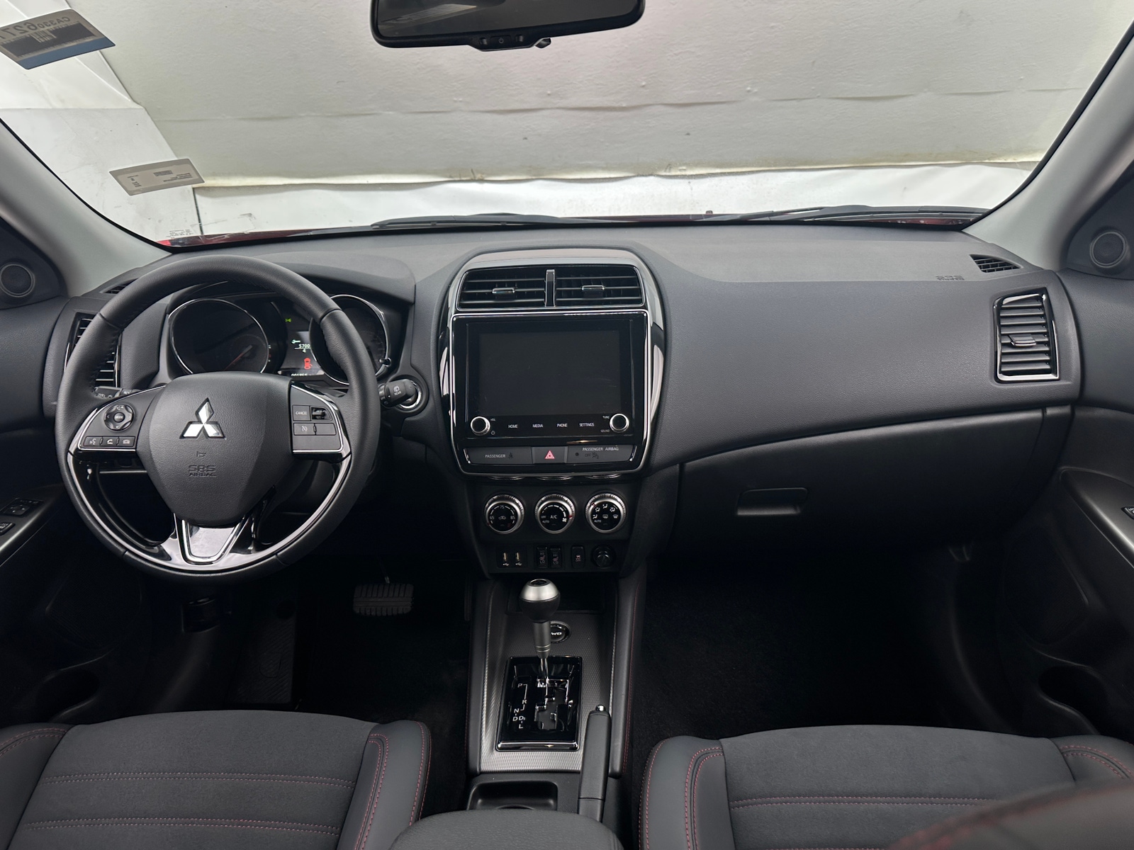 Thumbnail: 2024 Mitsubishi Outlander Sport - 2