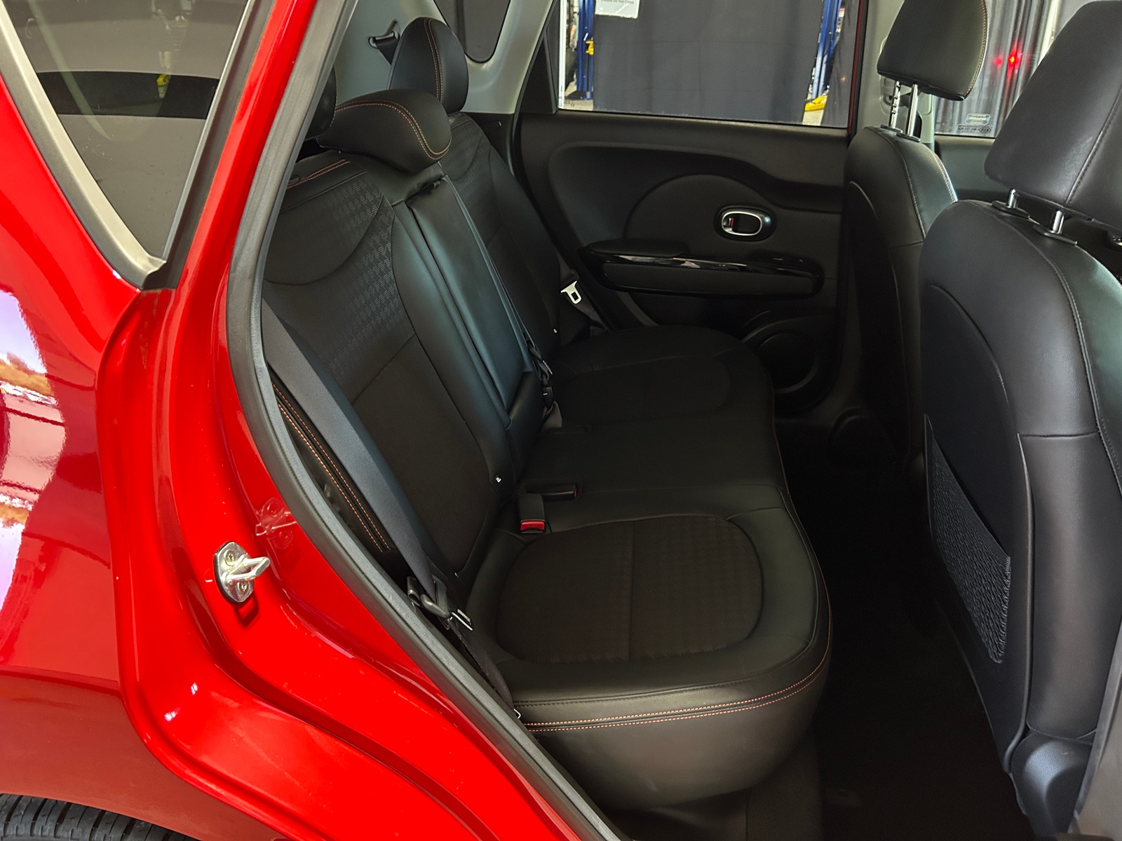 Thumbnail: 2017 Kia Soul - 6