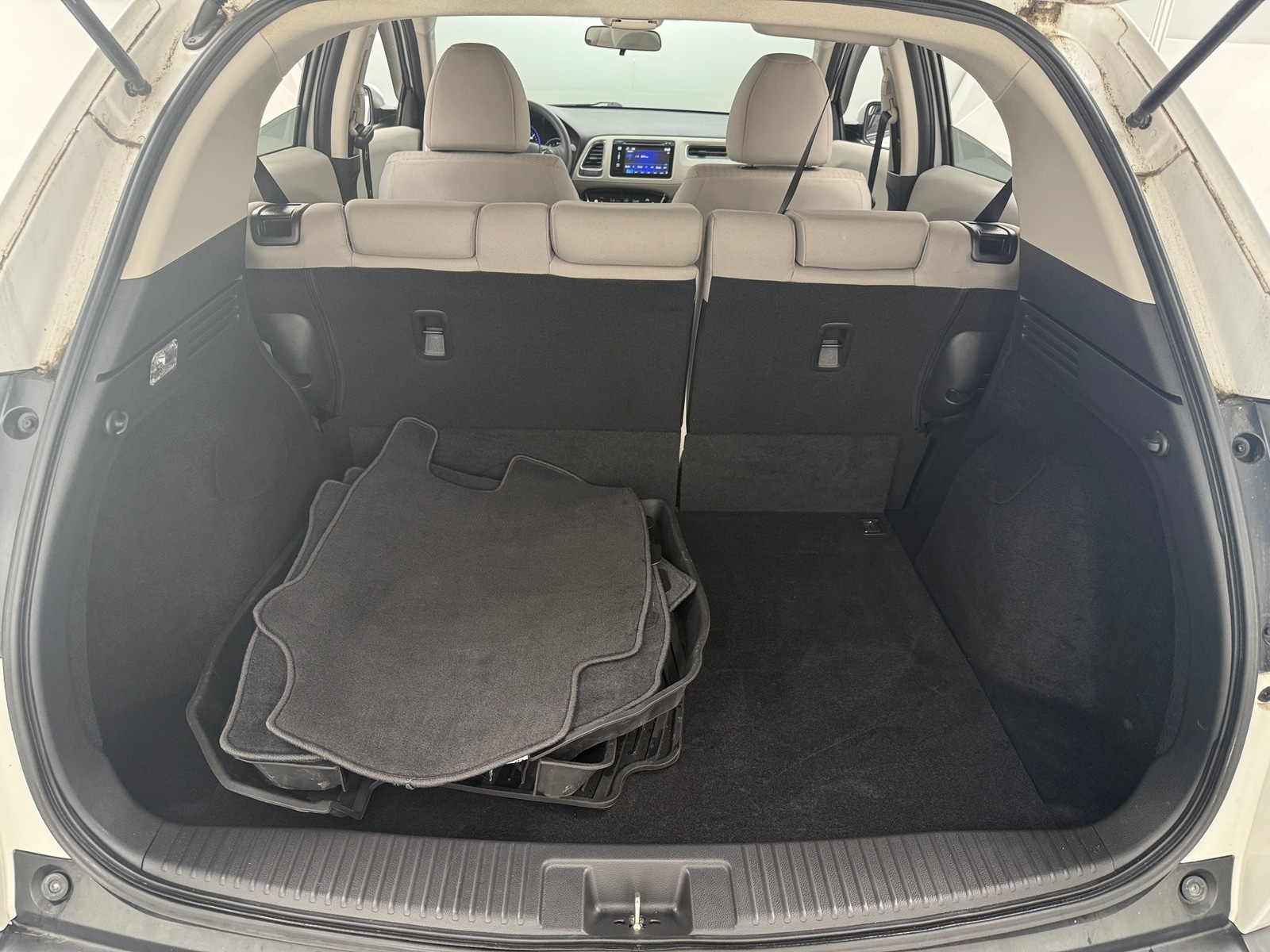 Thumbnail: 2016 Honda HR-V - 7