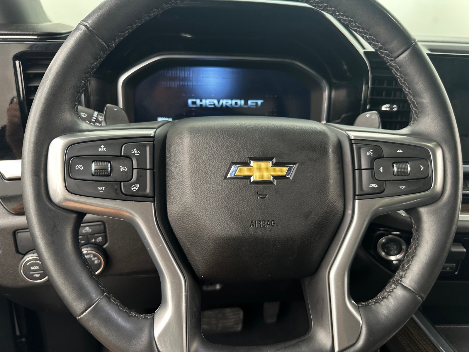 Thumbnail: 2024 Chevrolet Silverado 1500 - 5