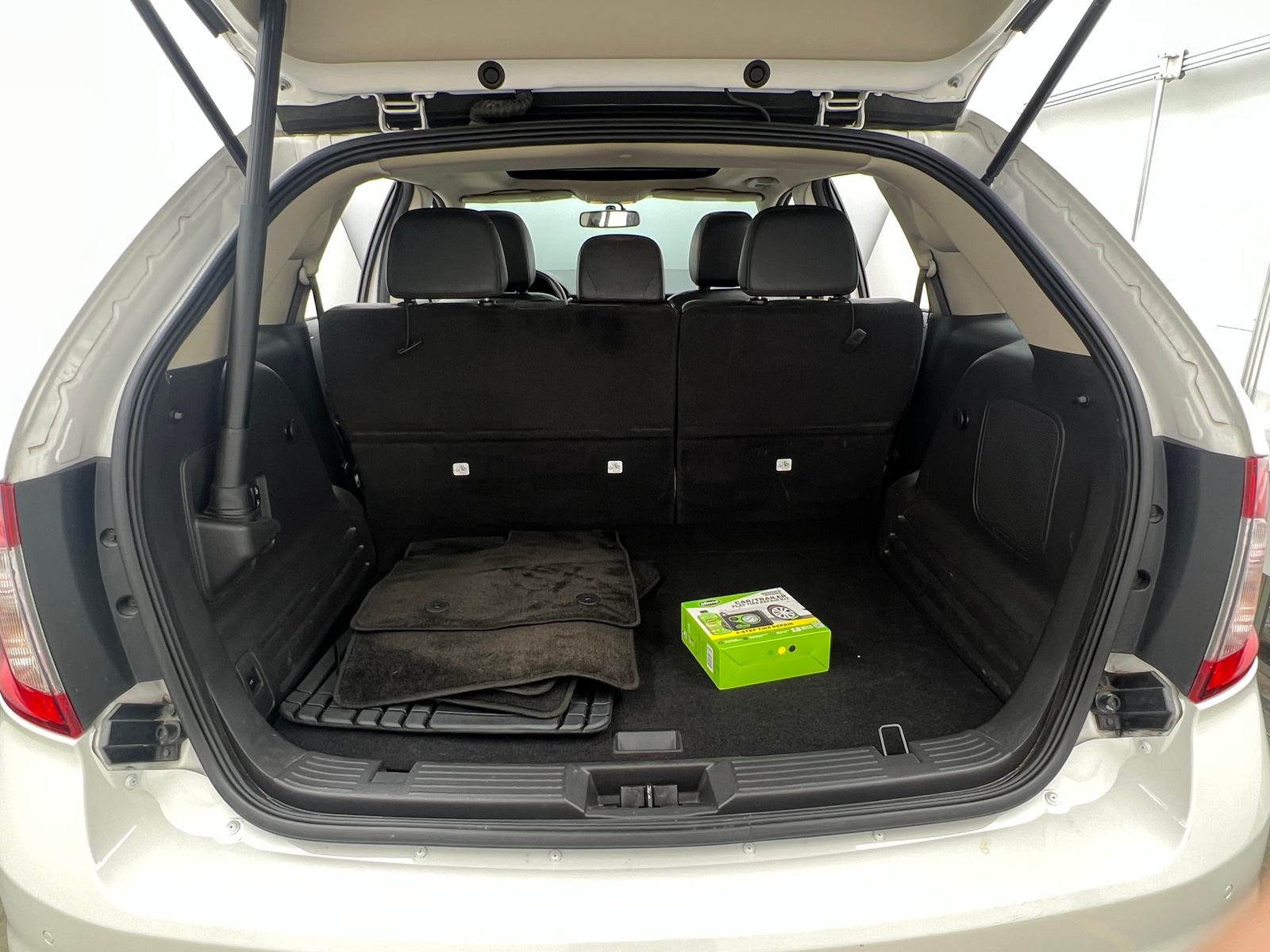 Thumbnail: 2013 Ford Edge - 6