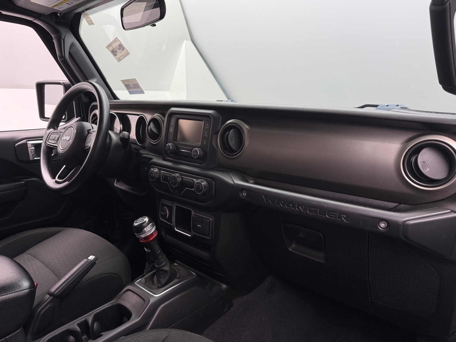 Thumbnail: 2018 Jeep Wrangler - 3
