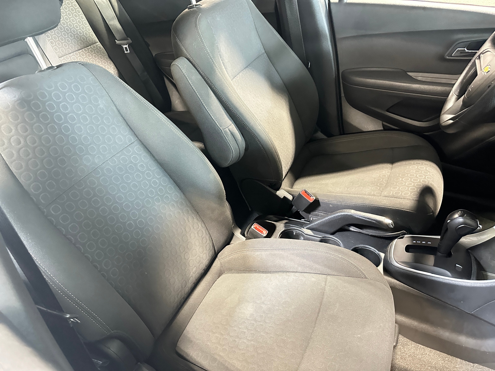Thumbnail: 2020 Chevrolet Trax - 2