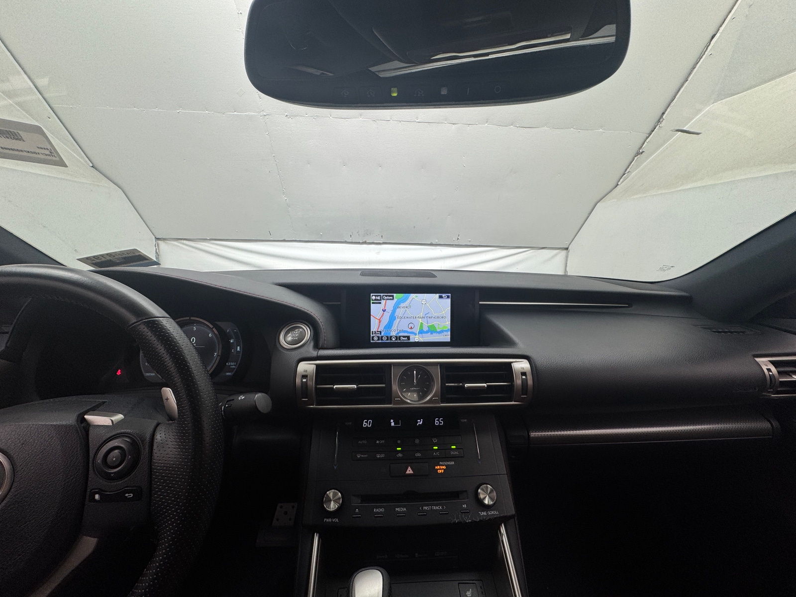 Thumbnail: 2015 Lexus IS - 2