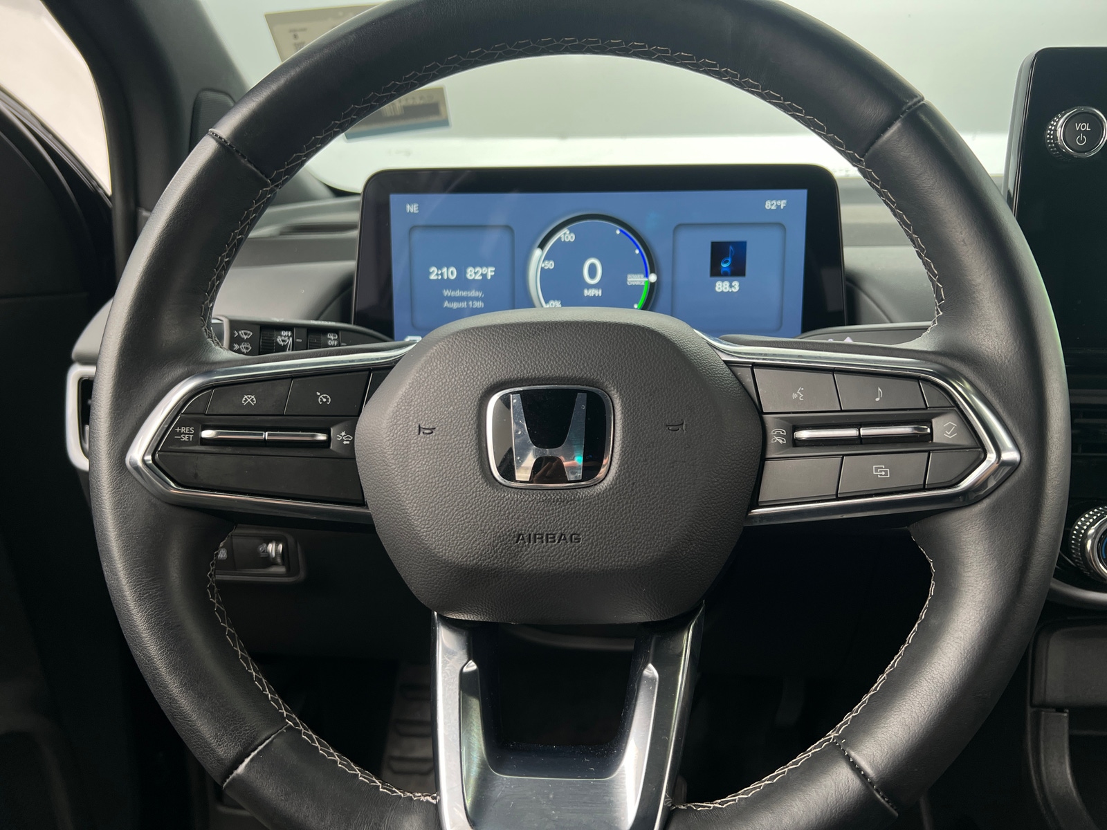Thumbnail: 2024 Honda Prologue - 4