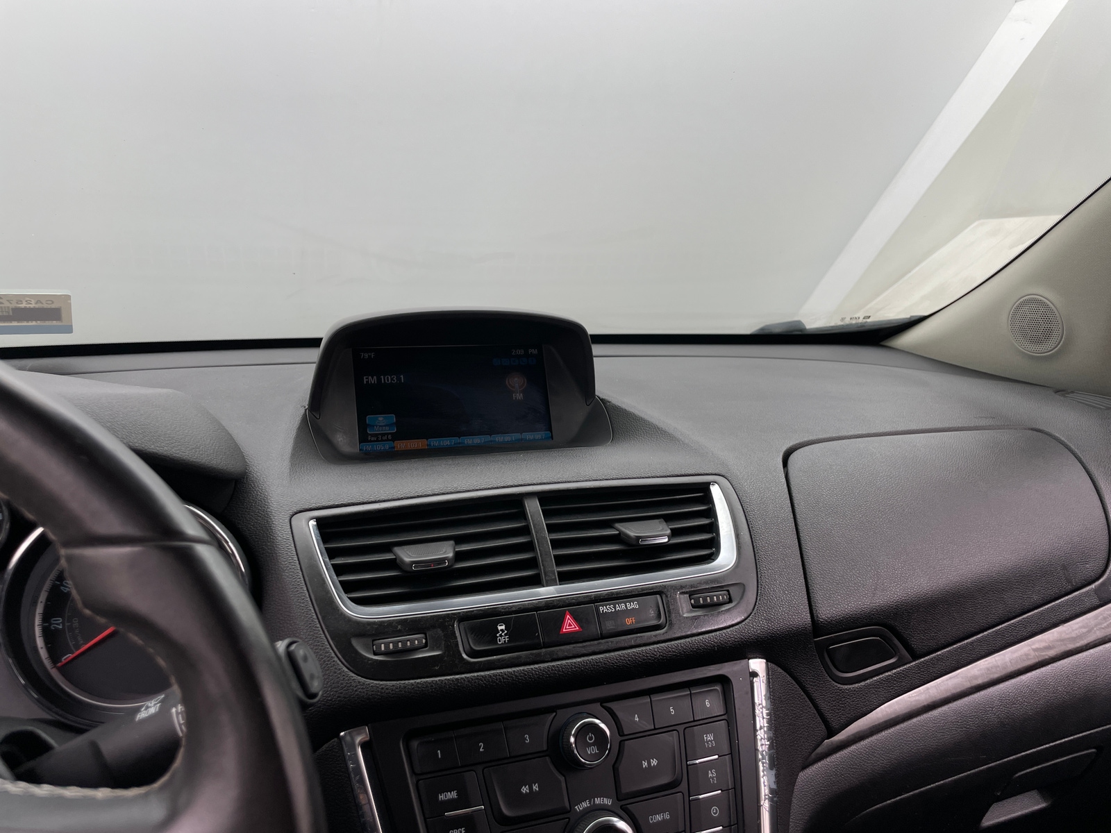 Thumbnail: 2014 Buick Encore - 4