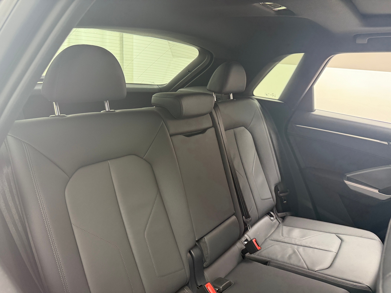 Thumbnail: 2025 Audi Q3 - 5
