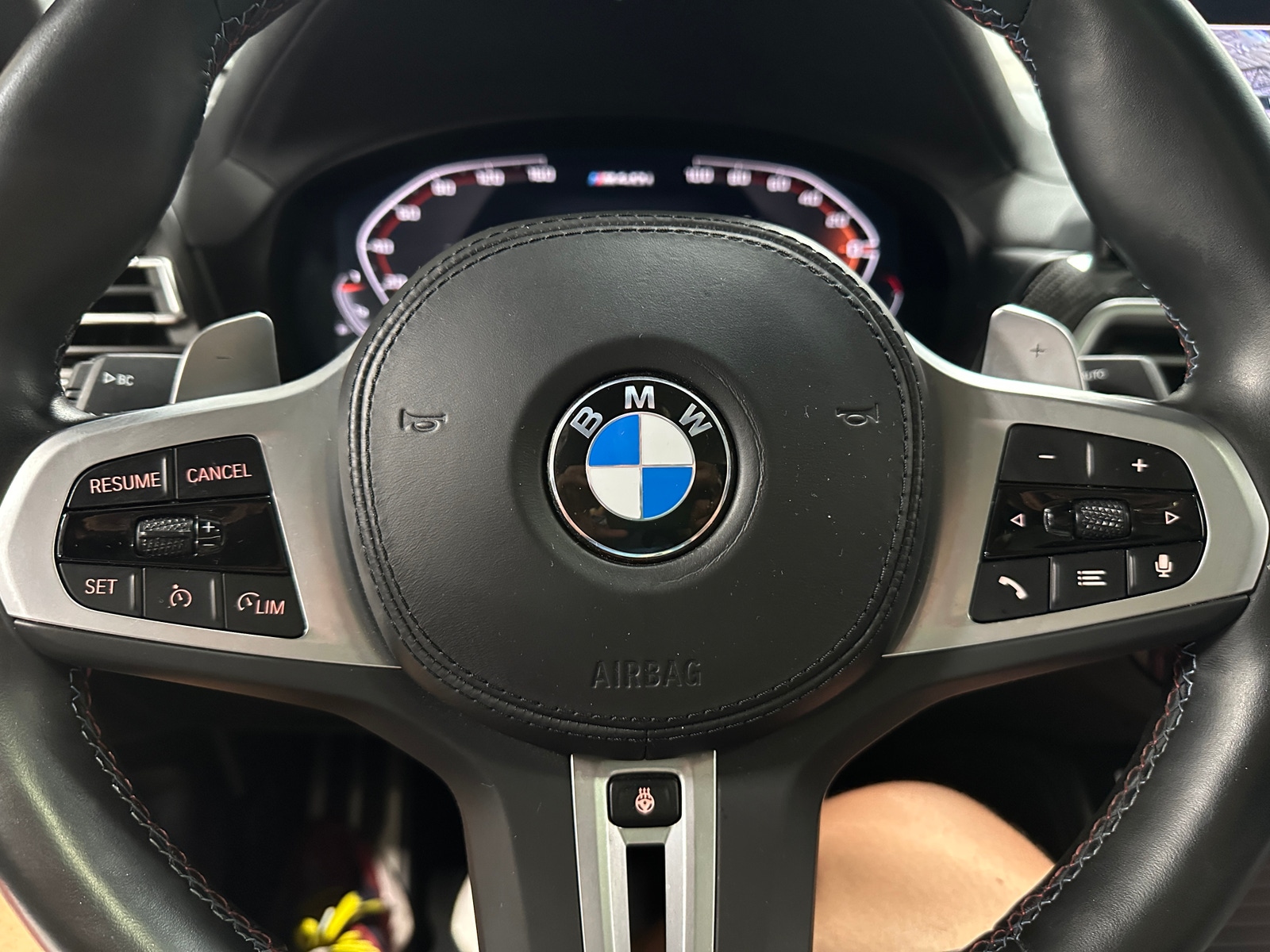 Thumbnail: 2023 BMW X4 - 4