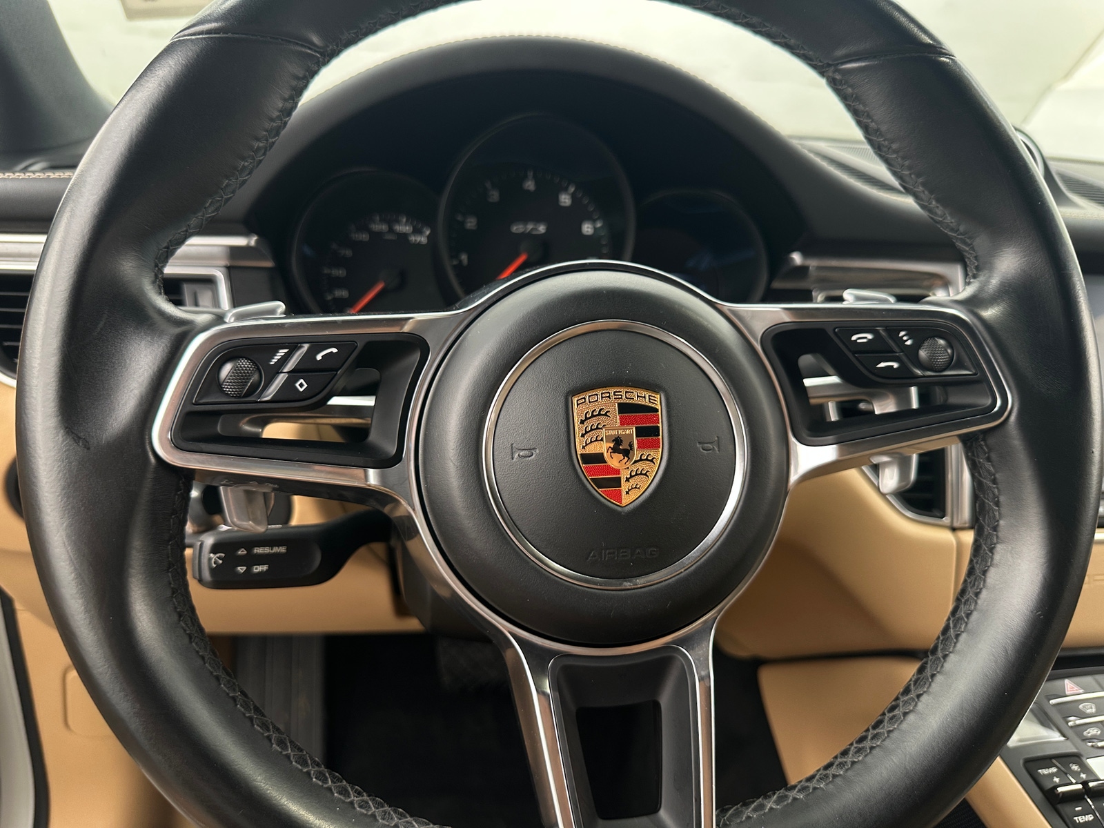 Thumbnail: 2018 Porsche Macan - 4