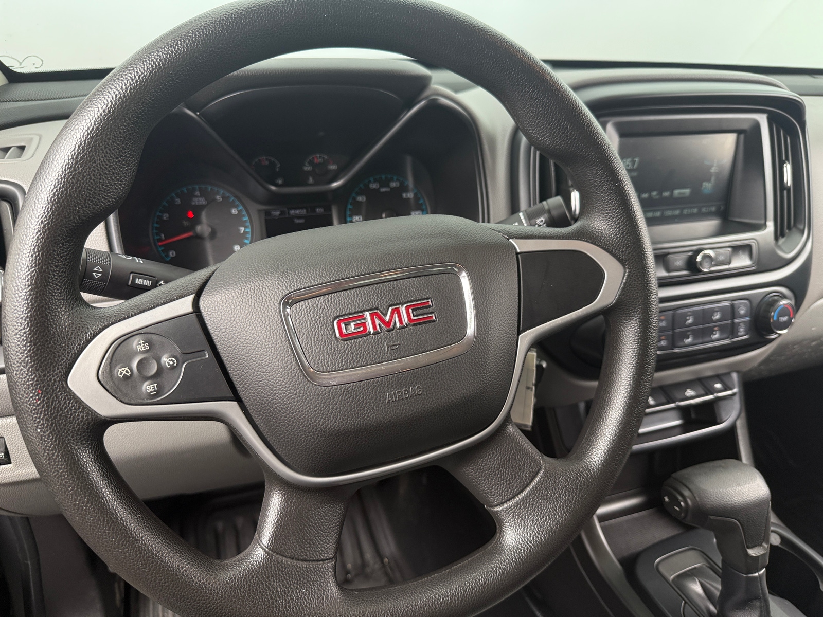 Thumbnail: 2018 GMC Canyon - 5