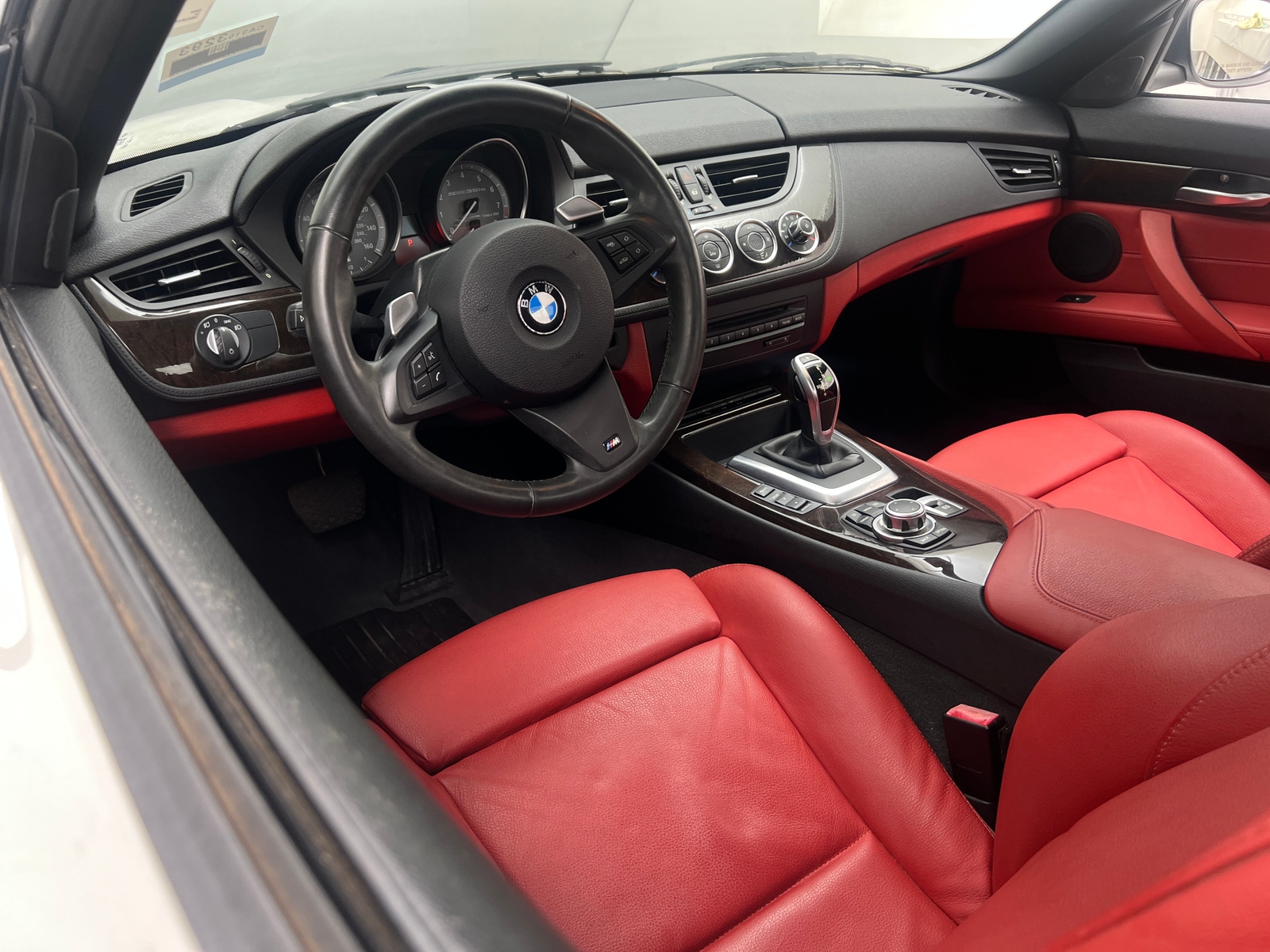 Thumbnail: 2011 BMW Z4 - 2