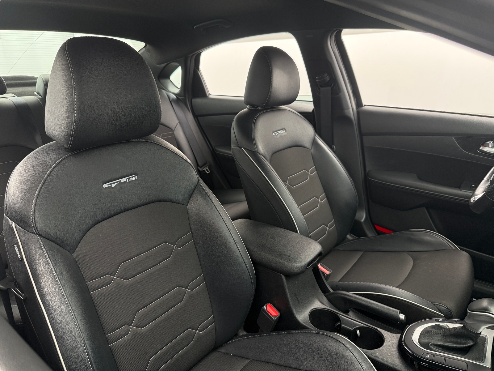 Thumbnail: 2023 Kia Forte - 2