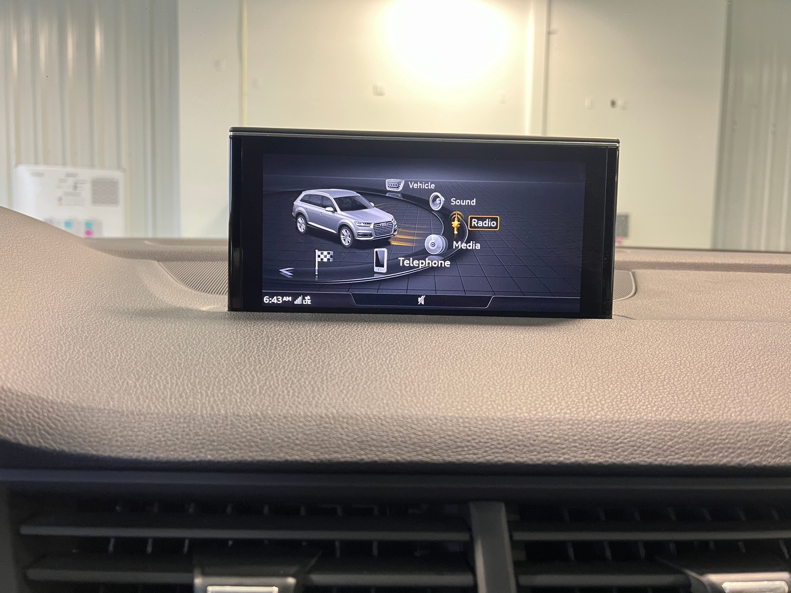 Thumbnail: 2019 Audi Q7 - 3