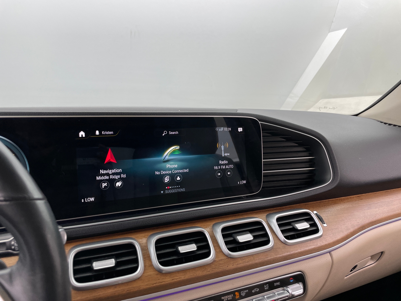 Thumbnail: 2022 Mercedes-Benz GLE - 3