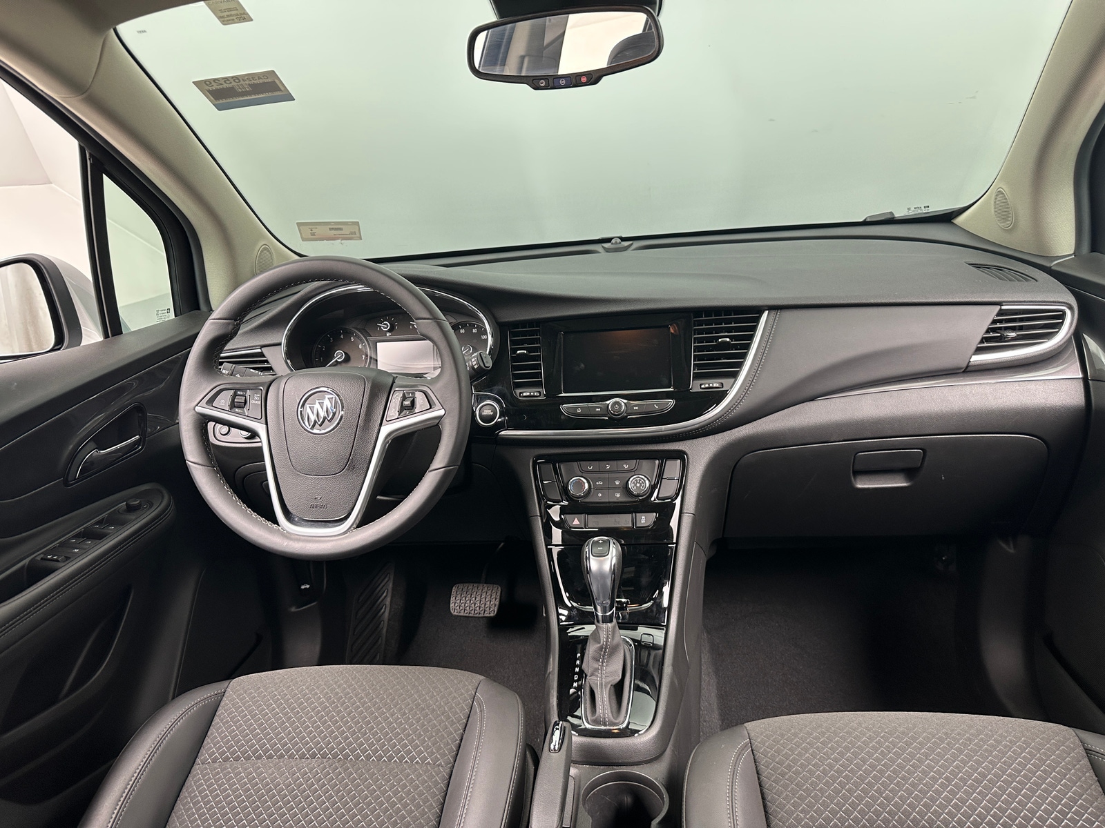 Thumbnail: 2022 Buick Encore - 2