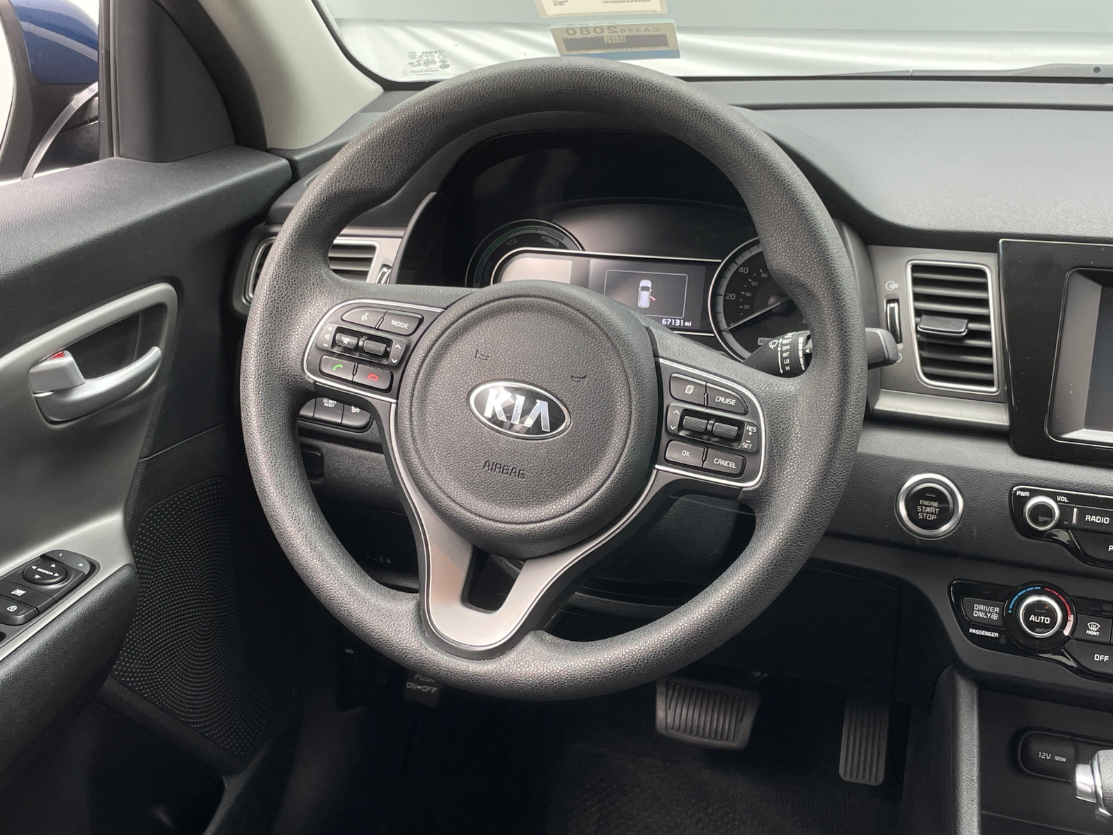 Thumbnail: 2019 Kia Niro - 5