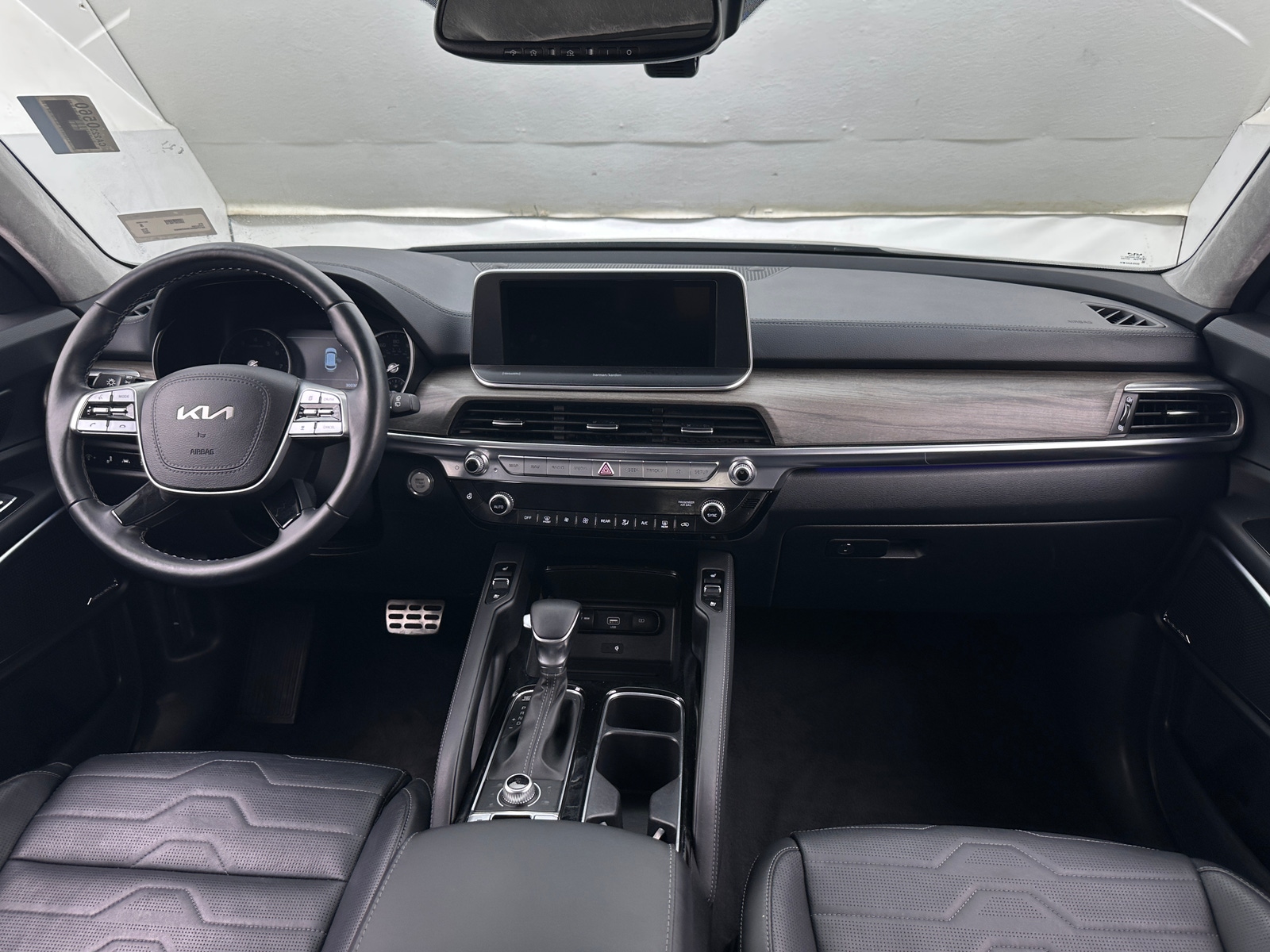 Thumbnail: 2022 Kia Telluride - 2