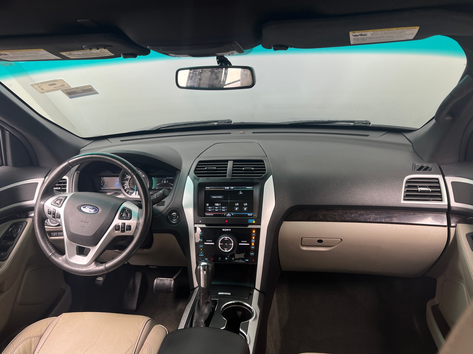 Thumbnail: 2015 Ford Explorer - 2