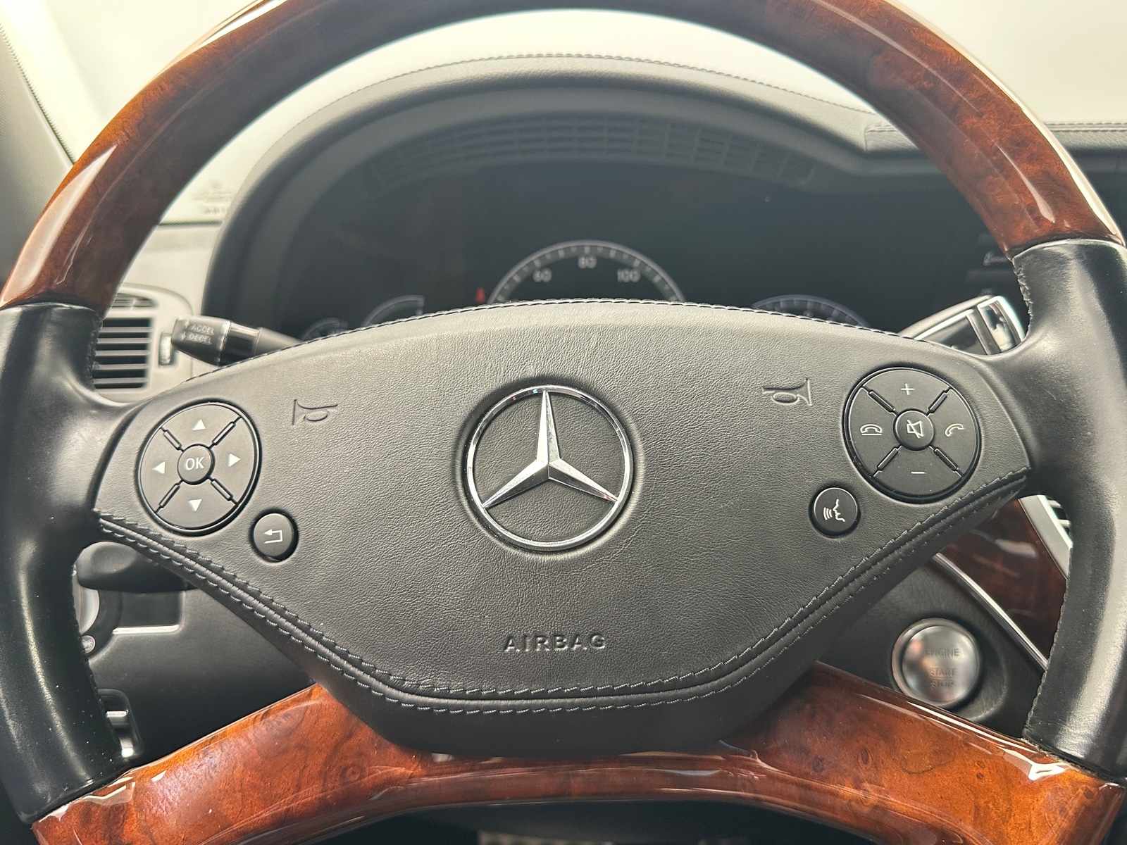 Thumbnail: 2012 Mercedes-Benz S-Class - 4