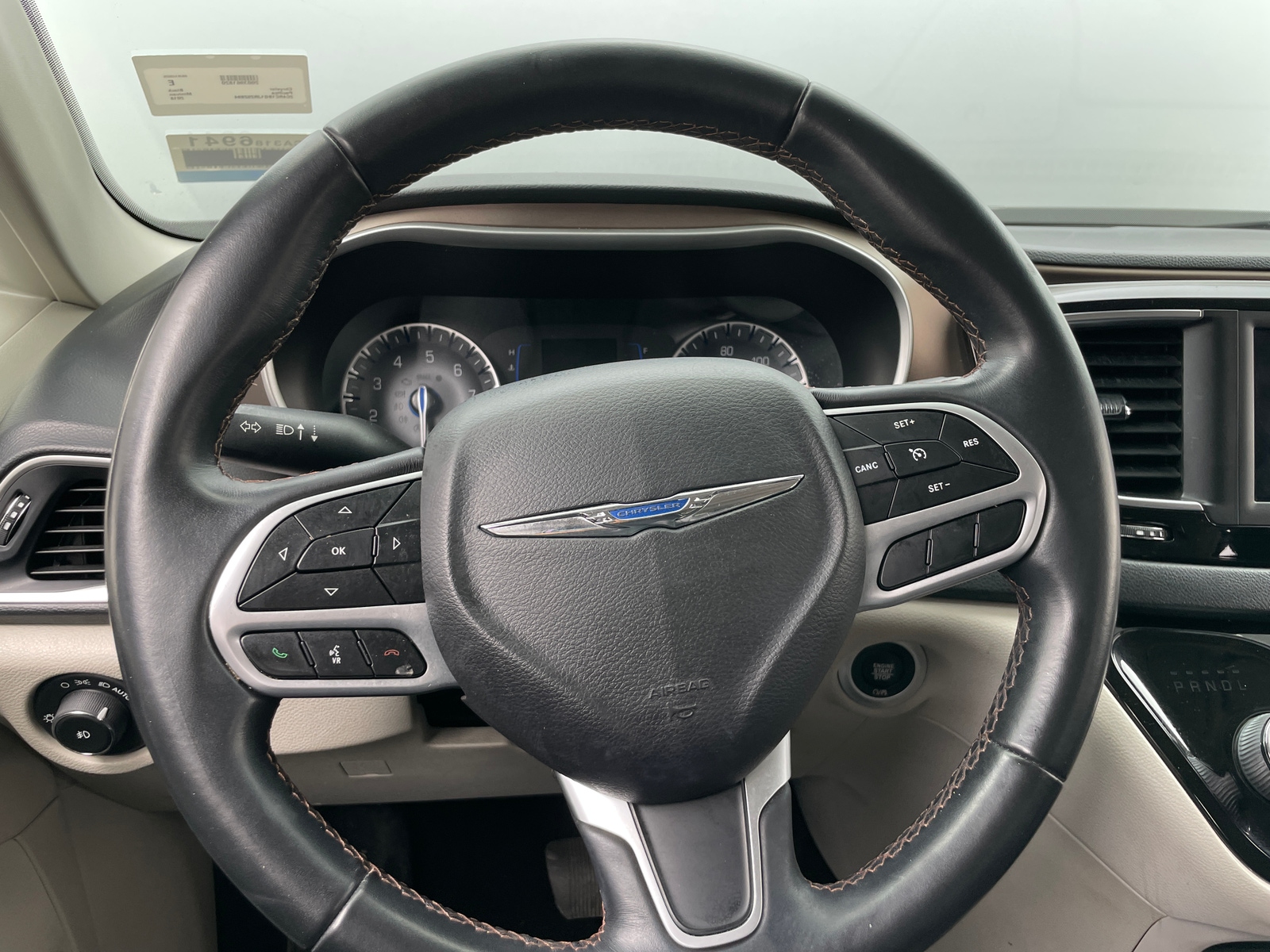Thumbnail: 2018 Chrysler Pacifica - 4