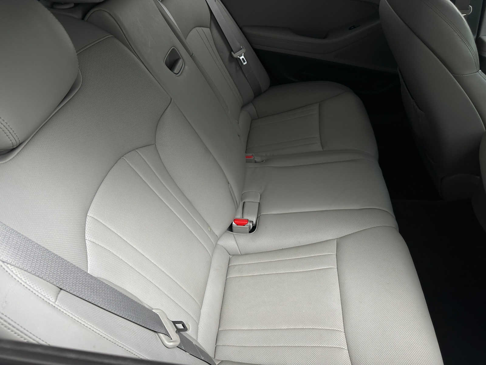 Thumbnail: 2015 Hyundai Genesis - 5